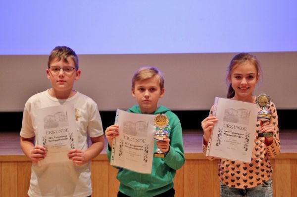 Wettkampfgruppe I, v.l.n.r.: 3. Aleksander Jasinski (Bydgoszcz), 1. Pawel Hamkalo (Palac Mlodziezy Szczecin), 2. Amy Bre (SAV Torgelow)